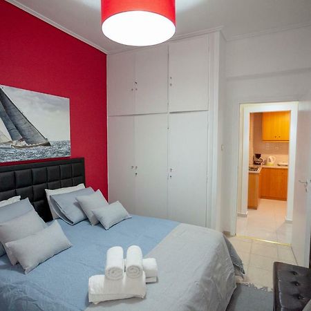 Апартаменти Renovated And Cool Flat In Ideal Location Афіни Екстер'єр фото
