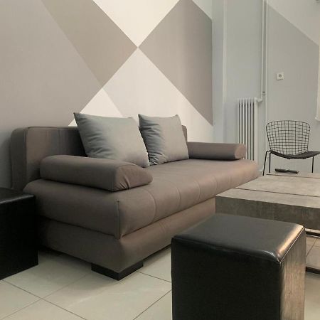 Апартаменти Renovated And Cool Flat In Ideal Location Афіни Екстер'єр фото