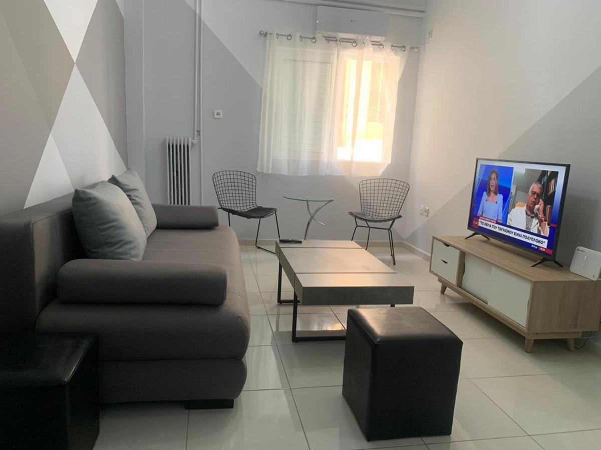 Апартаменти Renovated And Cool Flat In Ideal Location Афіни Екстер'єр фото
